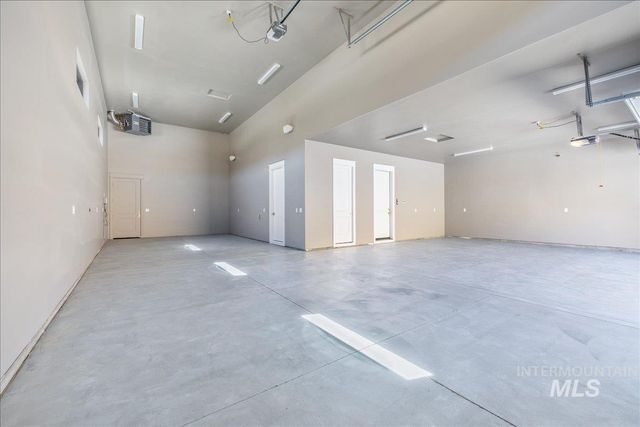 6400 N High Valley, Boise, ID 83714