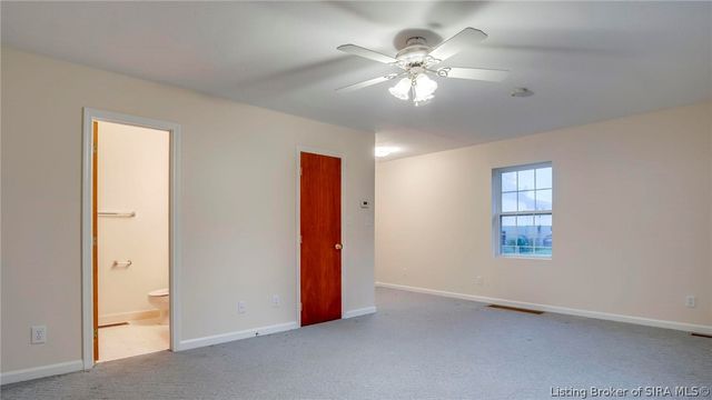 114 E Flamingo Drive, Jeffersonville, IN 47129