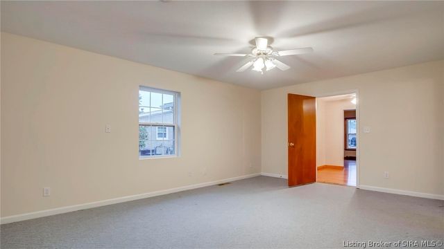 114 E Flamingo Drive, Jeffersonville, IN 47129
