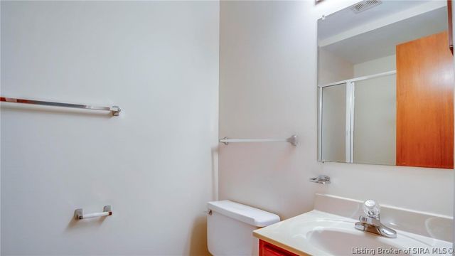 114 E Flamingo Drive, Jeffersonville, IN 47129