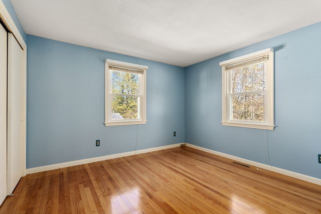 22 Buckingham Ave, West Springfield, MA 01089