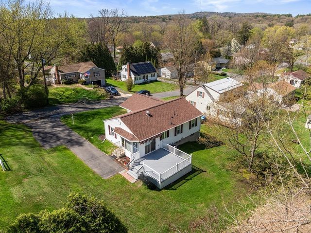 22 Buckingham Ave, West Springfield, MA 01089