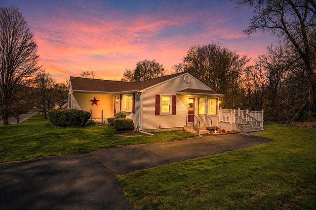 22 Buckingham Ave, West Springfield, MA 01089