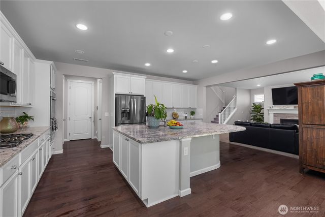 4238 Campus Drive NE, Lacey, WA 98516