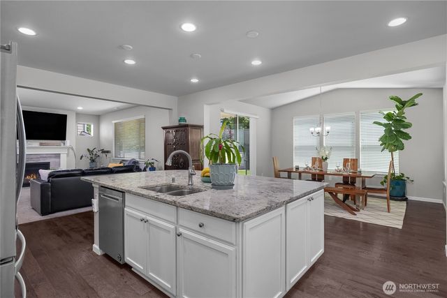 4238 Campus Drive NE, Lacey, WA 98516