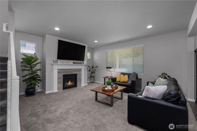 4238 Campus Drive NE, Lacey, WA 98516