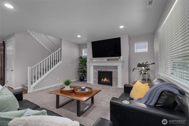 4238 Campus Drive NE, Lacey, WA 98516