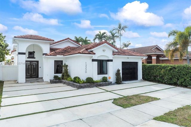13230 NW 11th Ter, Miami, FL 33182