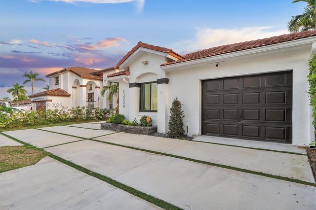 13230 NW 11th Ter, Miami, FL 33182