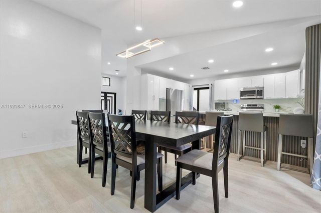 13230 NW 11th Ter, Miami, FL 33182