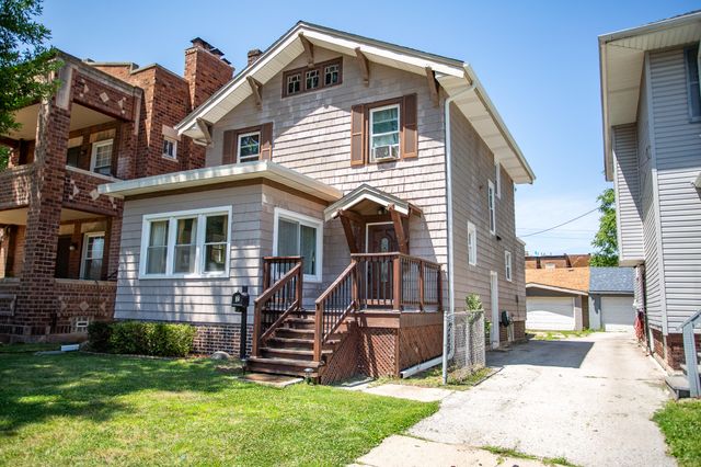 7 E Elizabeth Street, Hammond, IN 46320