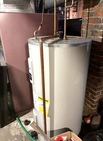 91 Brown St, Athol, MA 01331