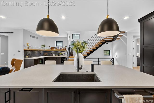 1444 Humphrey Avenue, Birmingham, MI 48009