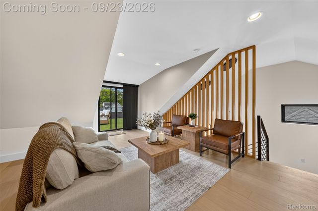 1444 Humphrey Avenue, Birmingham, MI 48009