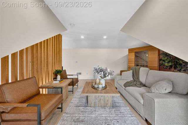 1444 Humphrey Avenue, Birmingham, MI 48009