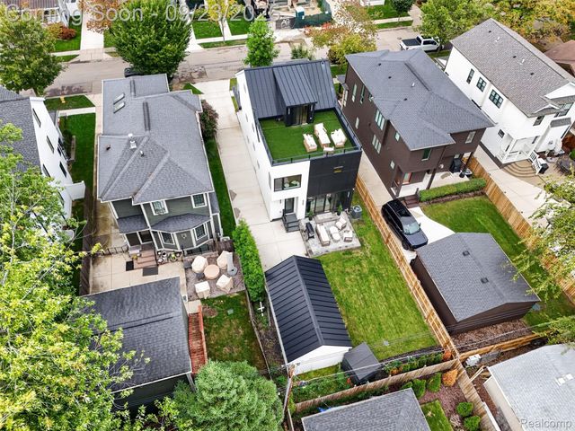 1444 Humphrey Avenue, Birmingham, MI 48009