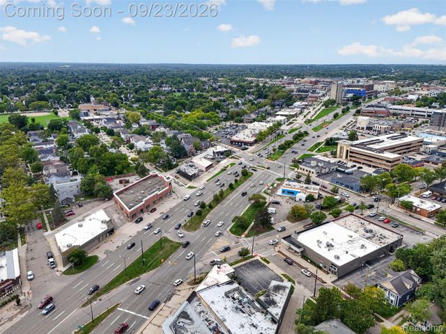 1444 Humphrey Avenue, Birmingham, MI 48009