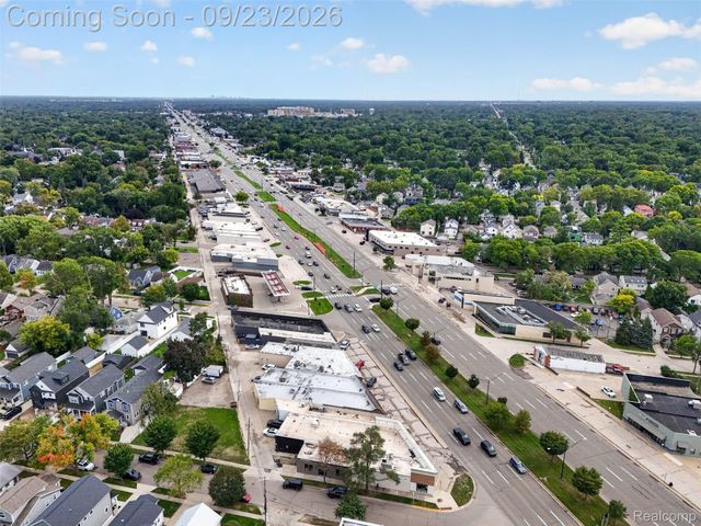 1444 Humphrey Avenue, Birmingham, MI 48009