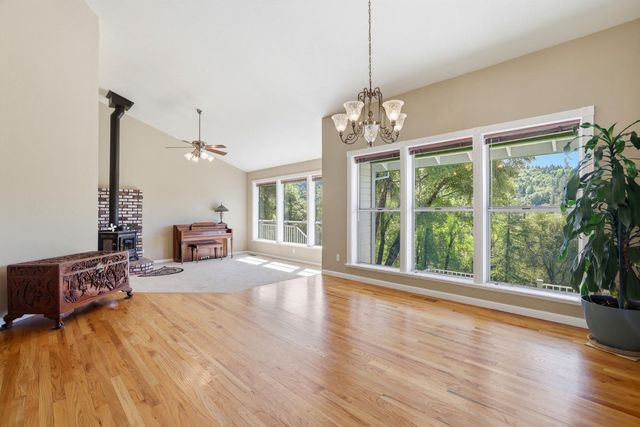 3525 Thorson Dr, Placerville, CA 95667