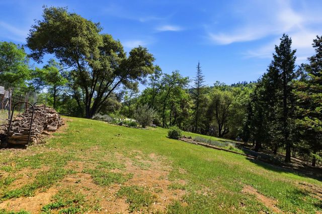 3525 Thorson Dr, Placerville, CA 95667