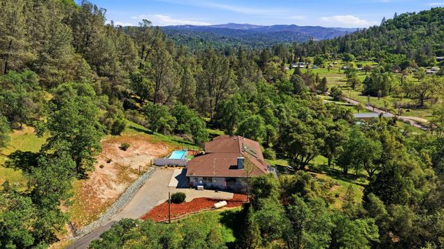 3525 Thorson Dr, Placerville, CA 95667