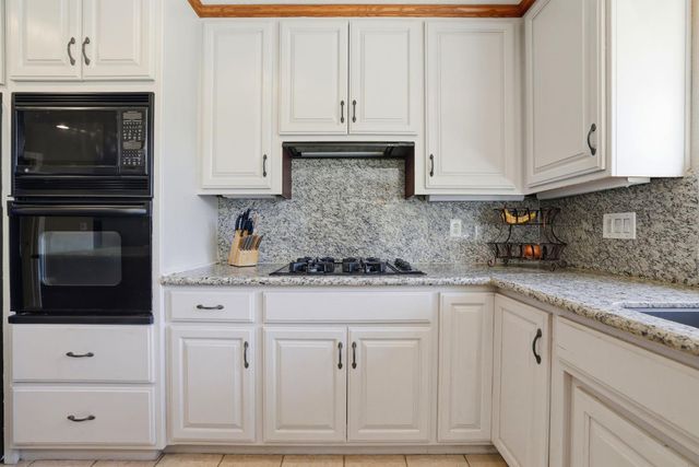 3525 Thorson Dr, Placerville, CA 95667