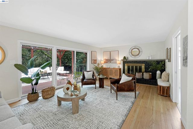 3404 Saddle Dr, Fairview, CA 94541