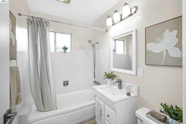 3404 Saddle Dr, Fairview, CA 94541
