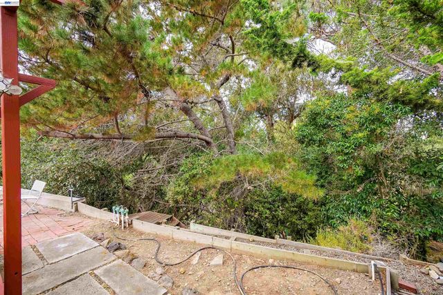 3404 Saddle Dr, Fairview, CA 94541