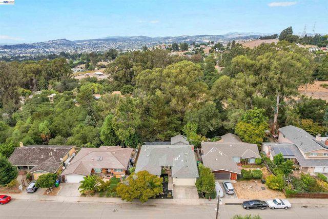 3404 Saddle Dr, Fairview, CA 94541