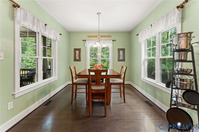 6446 Chestnut Church Rd, Mechanicsville, VA 23116