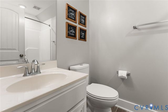 6446 Chestnut Church Rd, Mechanicsville, VA 23116