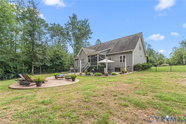 6446 Chestnut Church Rd, Mechanicsville, VA 23116