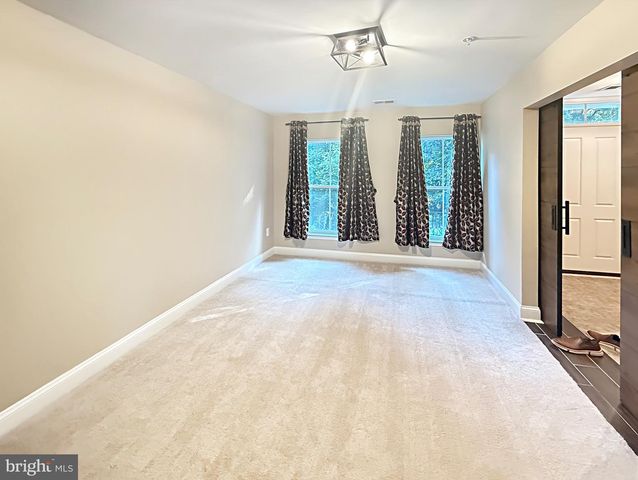 11922 WEYBRIDGE LN, Germantown, MD 20876