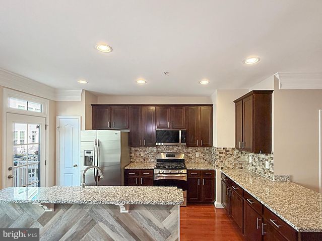 11922 WEYBRIDGE LN, Germantown, MD 20876