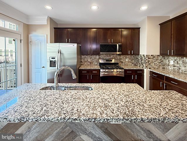 11922 WEYBRIDGE LN, Germantown, MD 20876