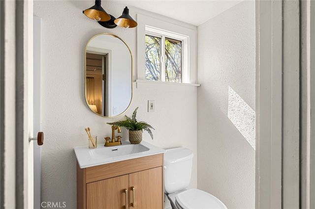 1920 W Sacramento, Chico, CA 95926