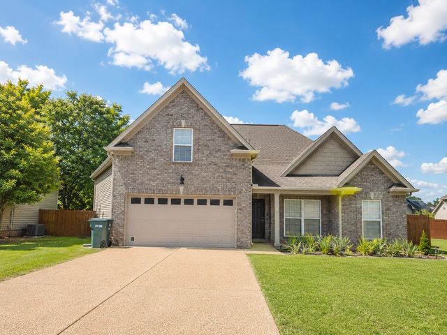 1322 Knoll Ln, Lebanon, TN 37087