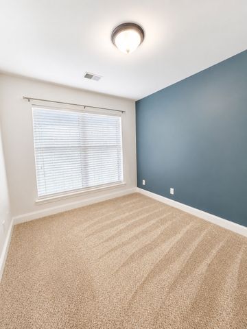 1322 Knoll Ln, Lebanon, TN 37087