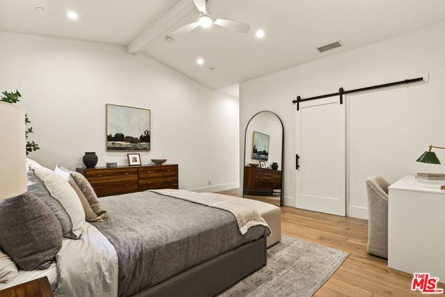 2670 Barry Avenue, Los Angeles, CA 90064