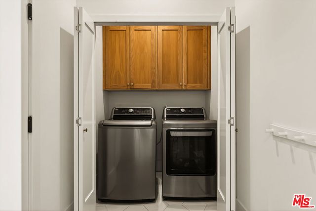 2670 Barry Avenue, Los Angeles, CA 90064