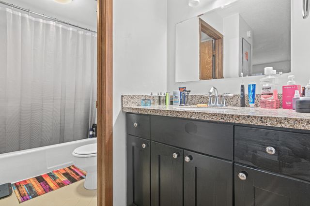 807 11th Avenue S 6, Hopkins, MN 55343