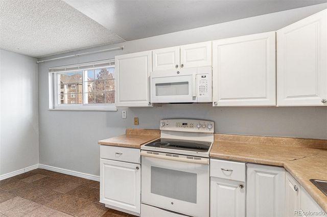 6800 E Tennessee Avenue 411, Denver, CO 80224