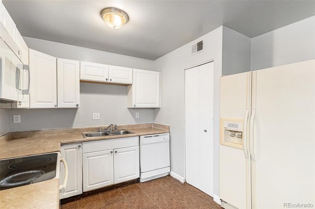 6800 E Tennessee Avenue 411, Denver, CO 80224