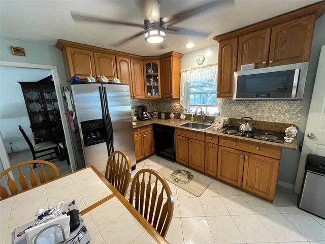 45 Erlanger Boulevard, North Babylon, NY 11703
