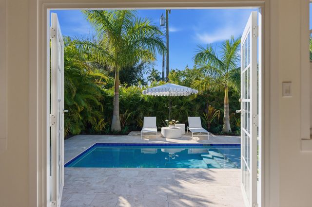 236 Greymon Drive, West Palm Beach, FL 33405