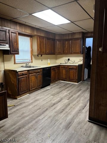 647 E 25Th St, Paterson City, NJ 07504