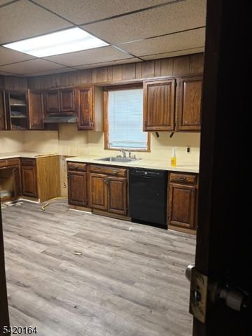 647 E 25Th St, Paterson City, NJ 07504