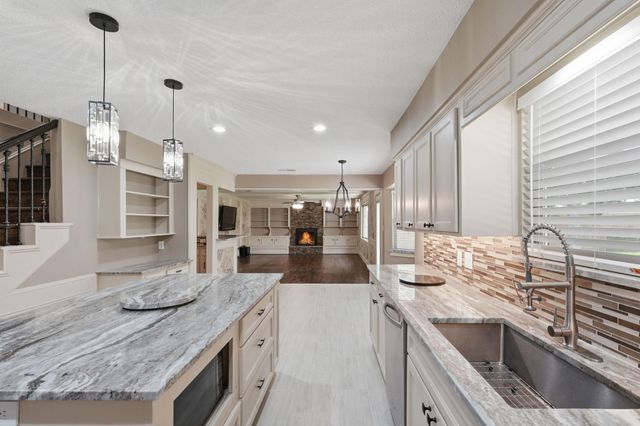 5306 Dana Leigh Drive, Houston, TX 77066