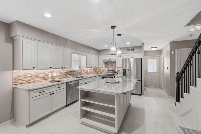 5306 Dana Leigh Drive, Houston, TX 77066